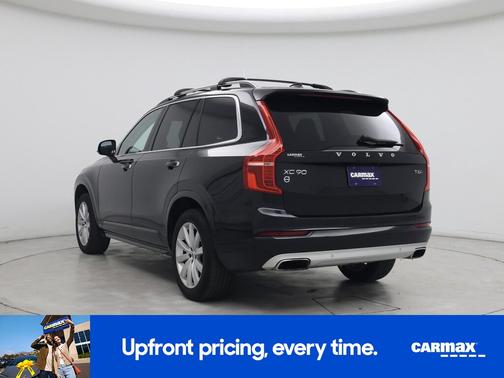 2018 Volvo XC90 T6 Momentum