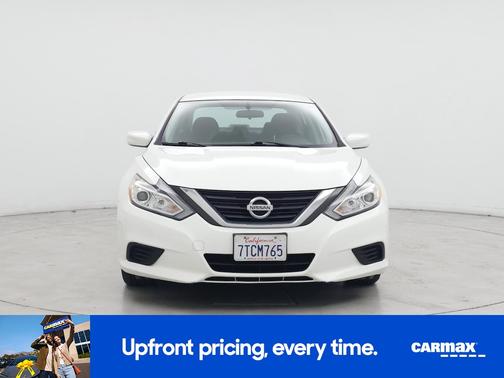 White 2016 Nissan Altima S