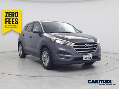 Gray 2018 Hyundai TUCSON SE