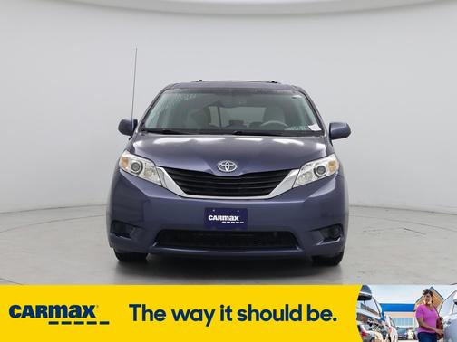 2013 Toyota Sienna LE
