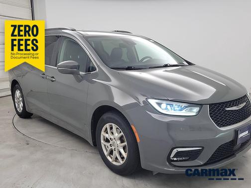 Gray 2022 Chrysler Pacifica Touring L