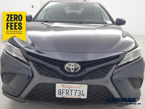 Blue 2019 Toyota Camry SE