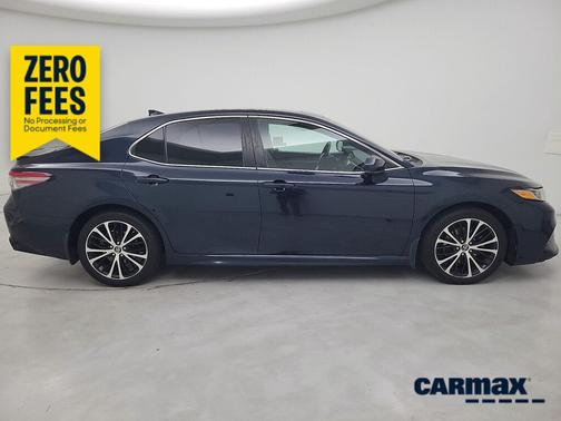 Blue 2019 Toyota Camry SE