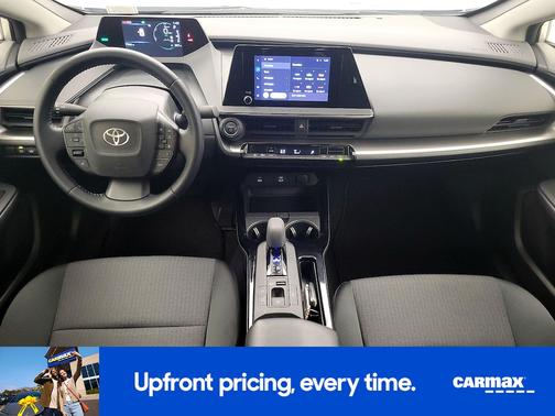 2025 Toyota Prius LE