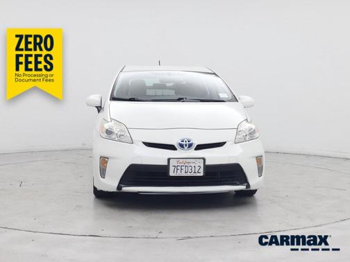 White 2014 Toyota Prius Three