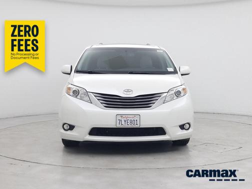 Pearl 2015 Toyota Sienna XLE