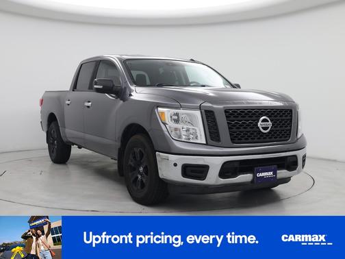 2019 Nissan Titan SV