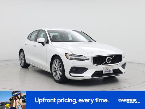 2020 Volvo S60 T5 Momentum