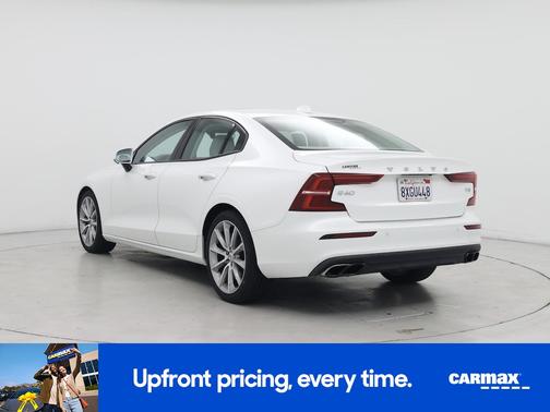 2020 Volvo S60 T5 Momentum