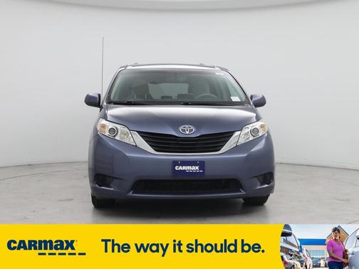 2013 Toyota Sienna LE