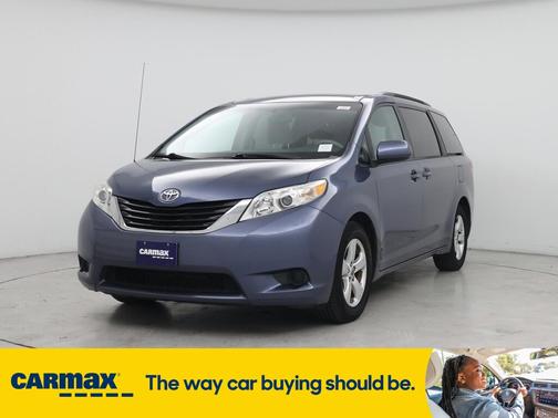 2013 Toyota Sienna LE