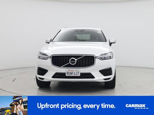 2019 Volvo XC60 Recharge Plug-In Hybrid T8 R-Design