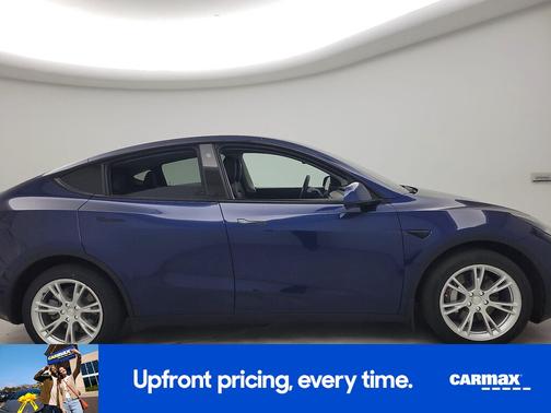 Blue 2022 Tesla Model 3 Long Range
