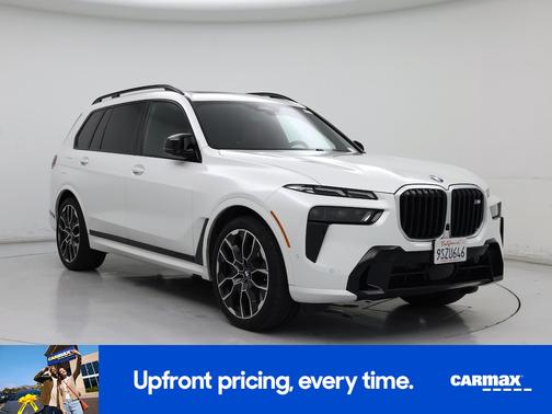 White 2024 BMW X7 M60
