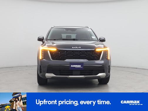 Gray 2024 Kia Sorento S