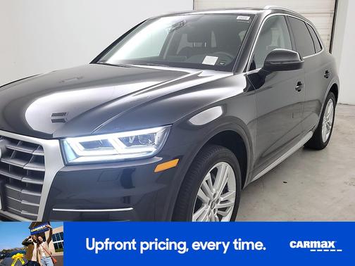 Black 2019 Audi Q5 Premium Plus