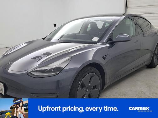 Gray 2022 Tesla Model 3