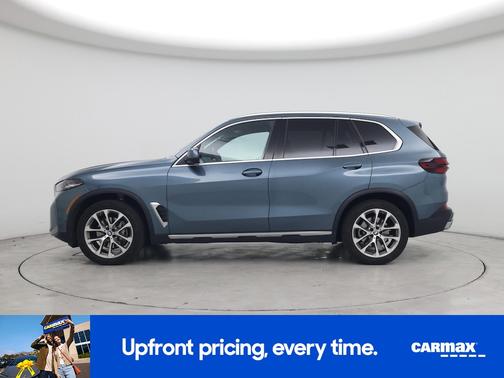 Blue 2024 BMW X5 sDrive40i