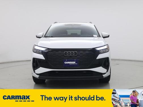 2024 Audi Q4 e-tron Premium Plus