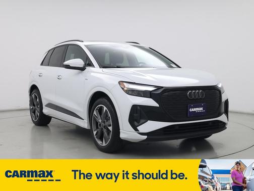 2024 Audi Q4 e-tron Premium Plus