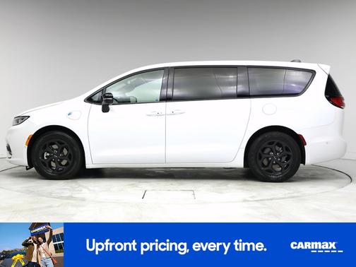 2023 Chrysler Pacifica Hybrid Limited