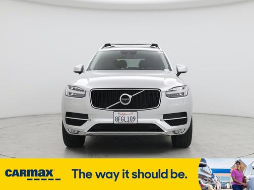 2018 Volvo XC90 T6 Momentum