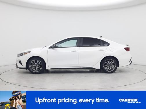 White 2022 Kia Forte GT-Line