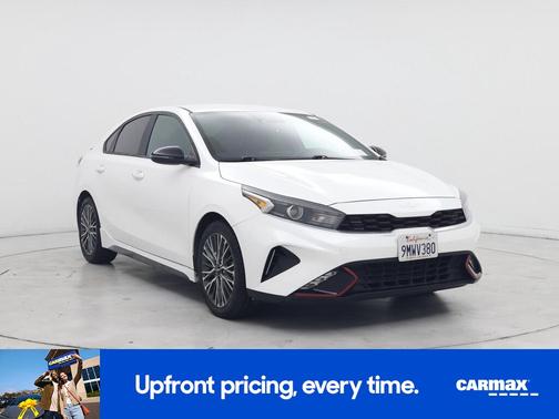 White 2022 Kia Forte GT-Line