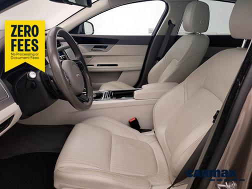Gold 2016 Jaguar XF Prestige