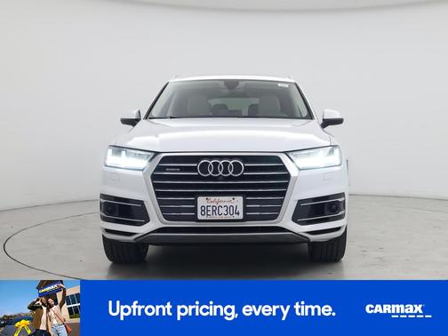 White 2018 Audi Q7 Prestige