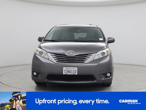 2017 Toyota Sienna XLE