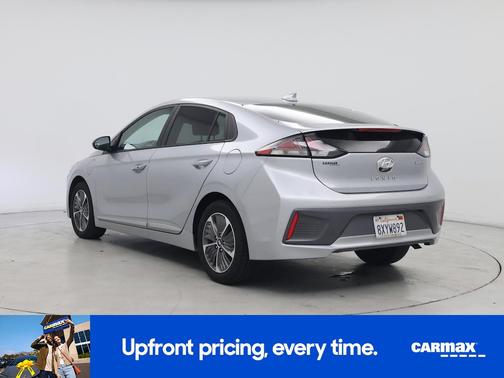 2022 Hyundai IONIQ Plug-In Hybrid SE