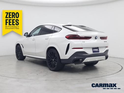 White 2023 BMW X6 M50i