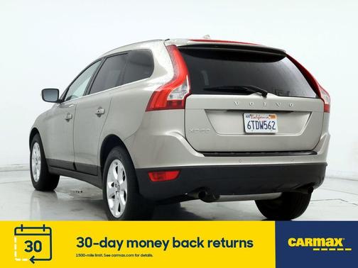 Photo 2 of 26 of 2012 Volvo XC60 3.2