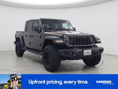 Gray 2025 Jeep Gladiator Rubicon