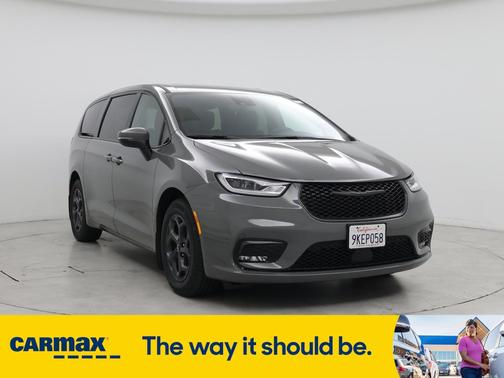 2023 Chrysler Pacifica Hybrid Touring L