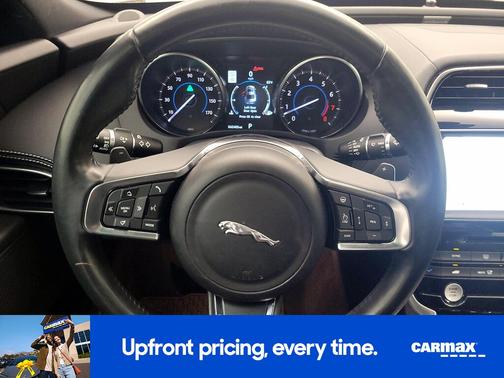 2017 Jaguar XE R-Sport