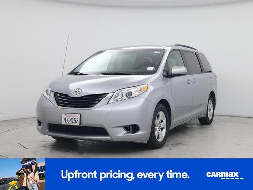 Silver 2014 Toyota Sienna LE