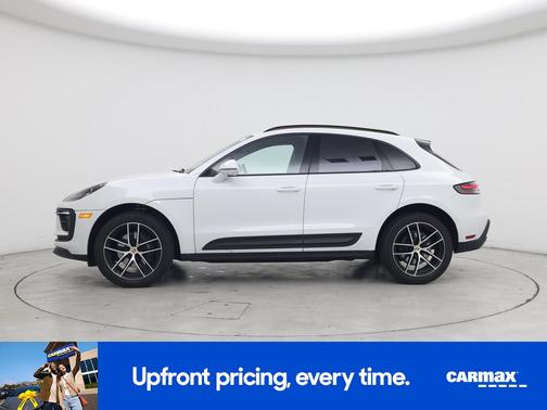 White 2023 Porsche Macan