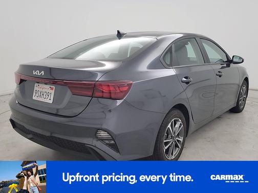 Gray 2023 Kia Forte LXS