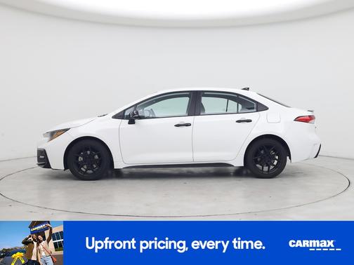 White 2022 Toyota Corolla SE Night Shade
