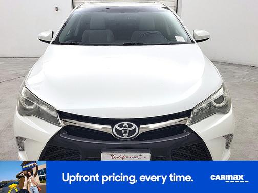 Pearl 2015 Toyota Camry XSE