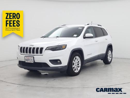 White 2019 Jeep Cherokee Latitude
