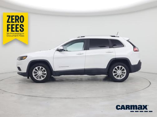 White 2019 Jeep Cherokee Latitude