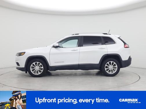 White 2019 Jeep Cherokee Latitude