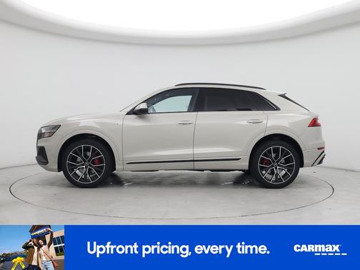 2023 Audi Q8 Premium Plus