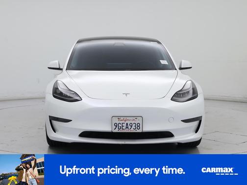 White 2023 Tesla Model 3