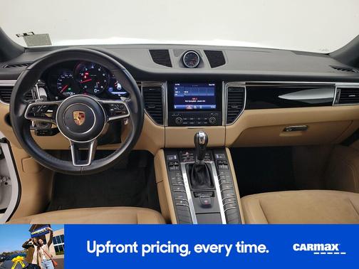 White 2018 Porsche Macan