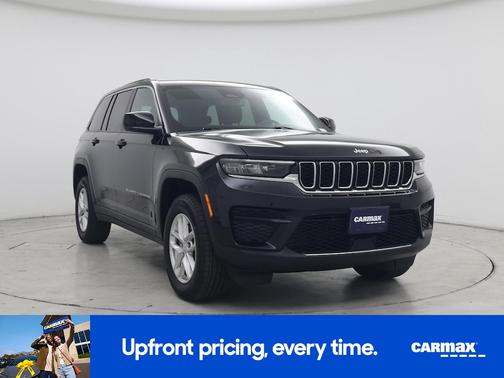 Black 2024 Jeep Grand Cherokee Laredo