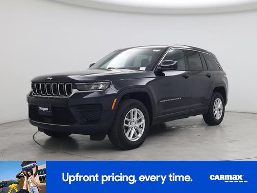 Black 2024 Jeep Grand Cherokee Laredo